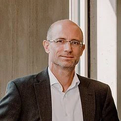 Prof. Dr. Holger Patzelt